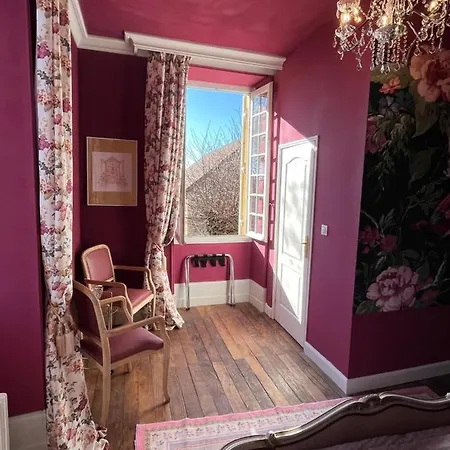 Maison De Mags & Mags Marie Antoinette Lanouaille